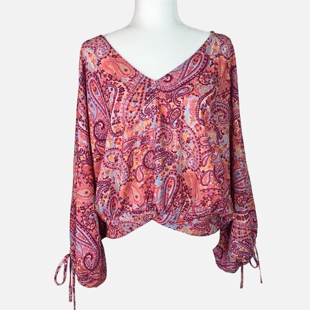 NEW Umgee Paisley Print Med Balloon Sleeves V-Neck Flowy Statement Sleeves - Picture 2 of 13